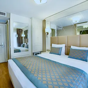 Beethoven & Hotel Istambul